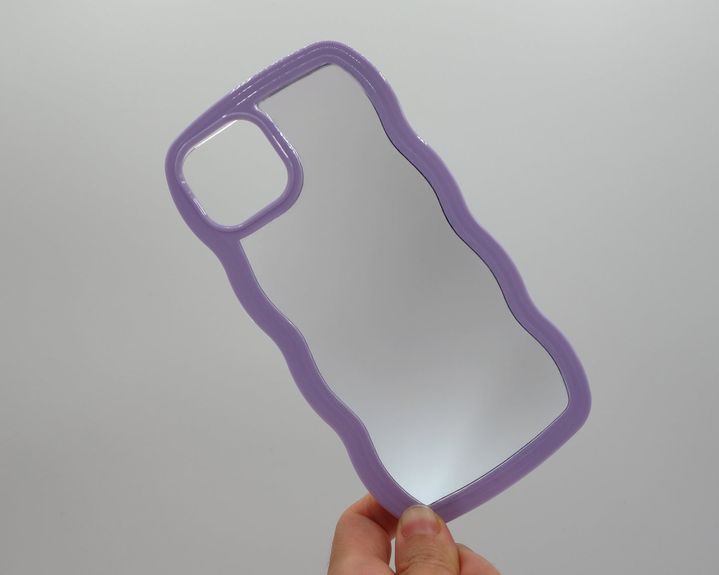 Estuche con borde ondulado